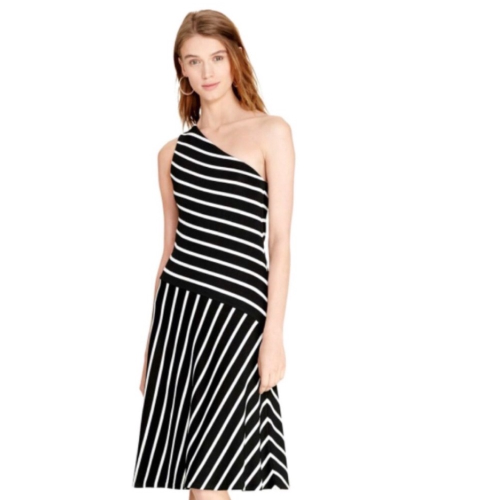 Black/White Striped Cocktail Dress by Ralph Lauren. A-Line Silhouette in a M.